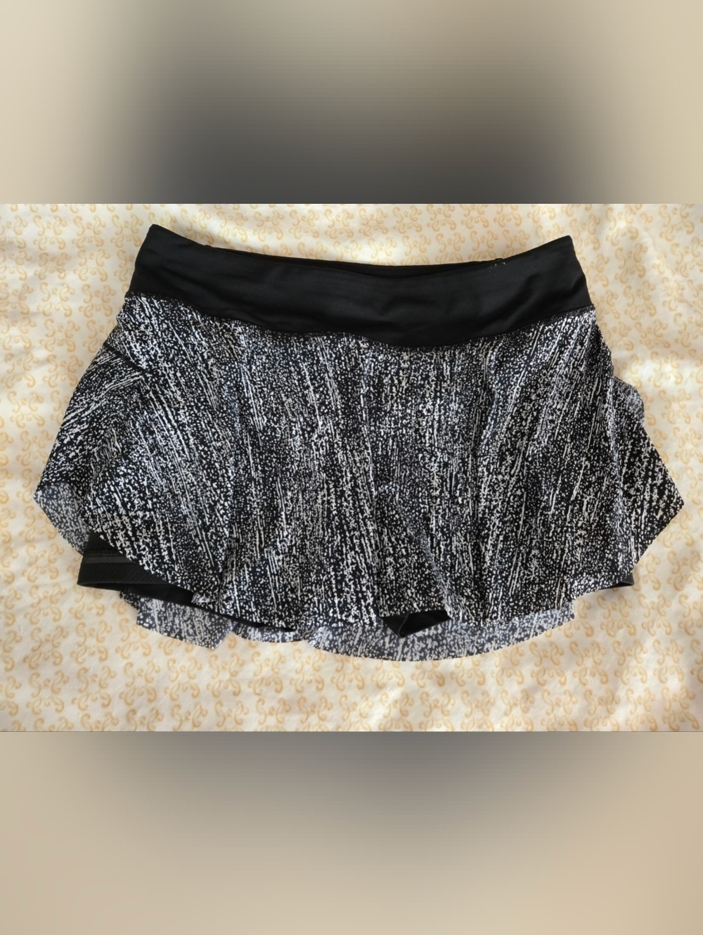 lululemon athletica Black and White Patterned Athletic Skirt